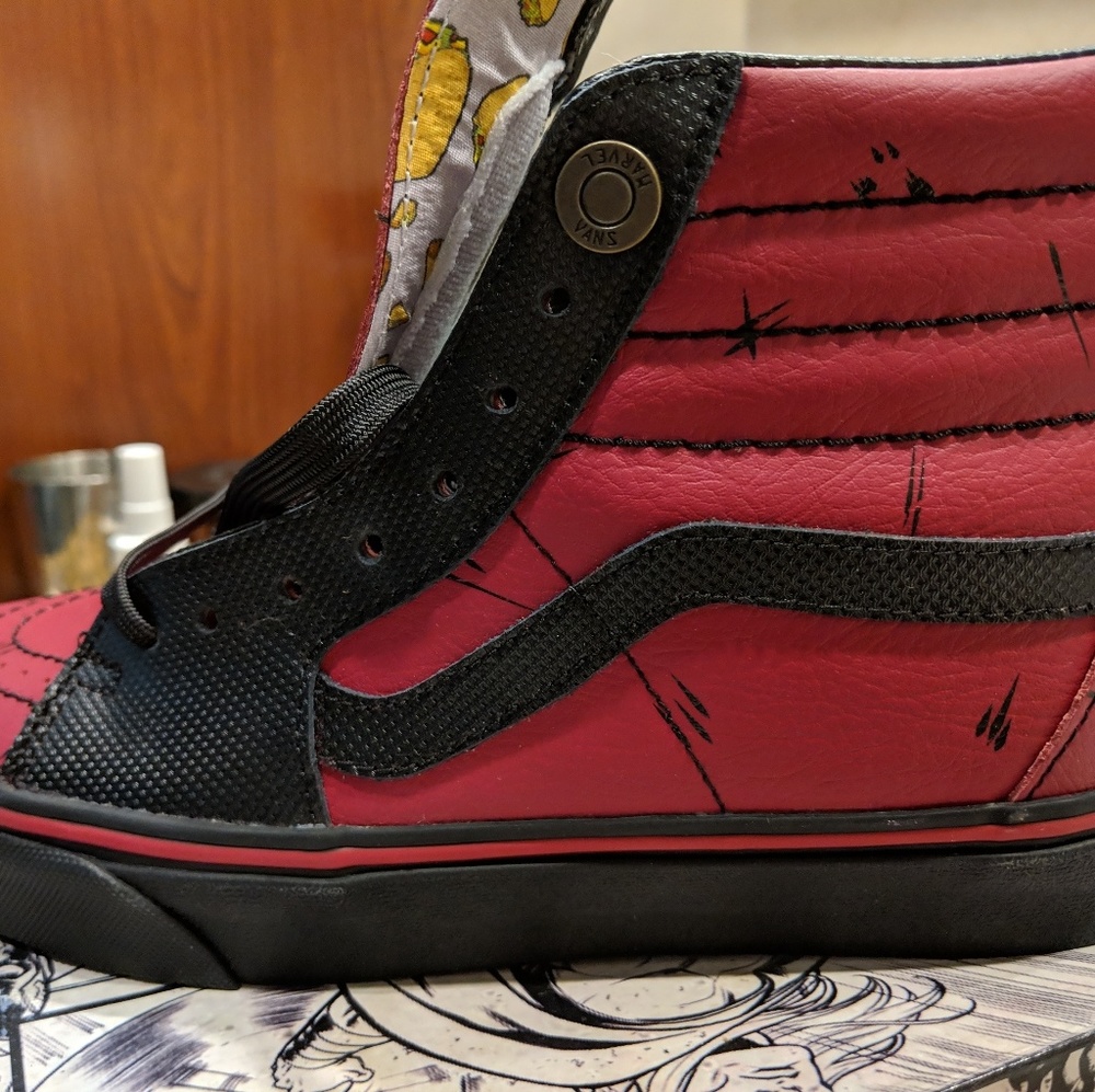 Vans Deadpool size 7